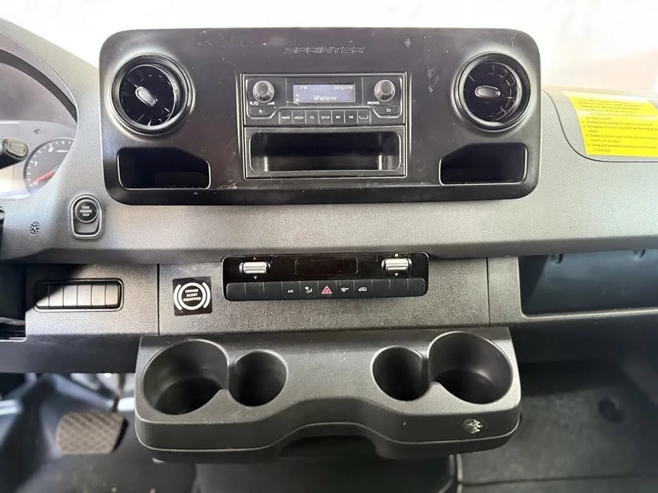 2019 Mercedes-Benz VS30 Sprinter - Image 17 of 20