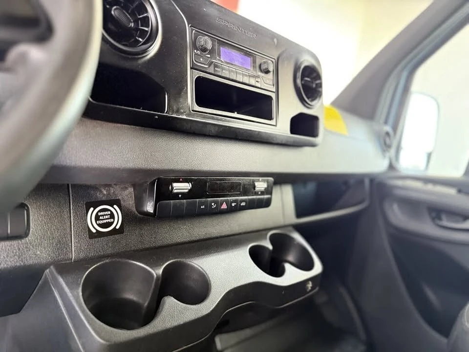 2019 Mercedes-Benz VS30 Sprinter - Image 18 of 20