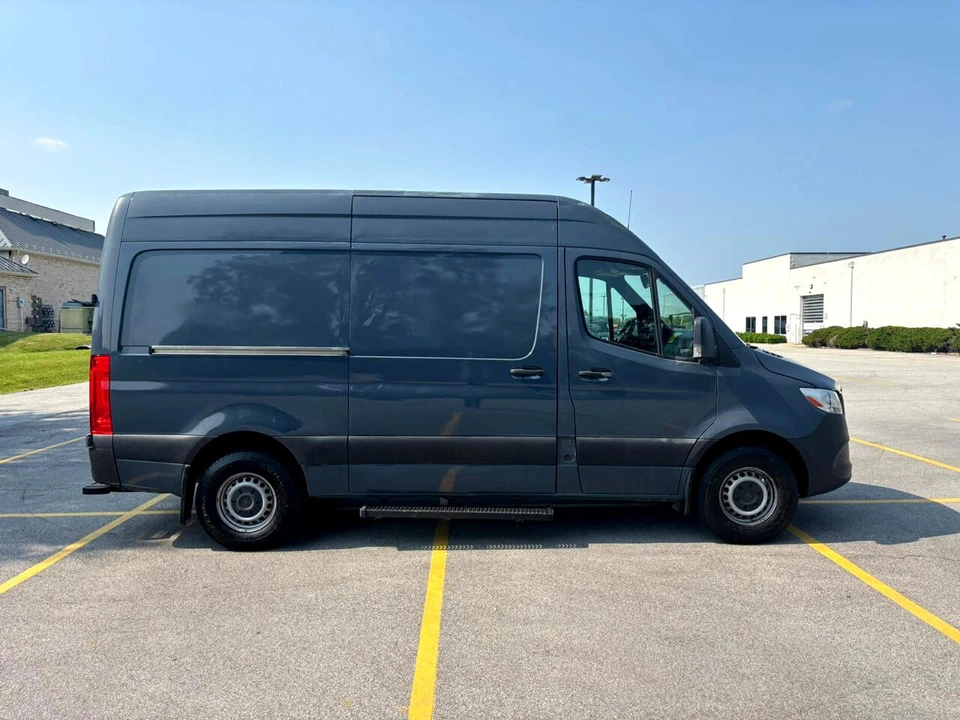 2019 Mercedes-Benz VS30 Sprinter - Image 6 of 21
