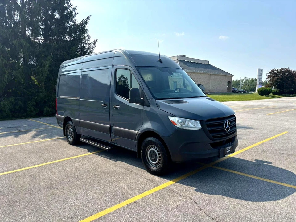 2019 Mercedes-Benz VS30 Sprinter - Image 9 of 21