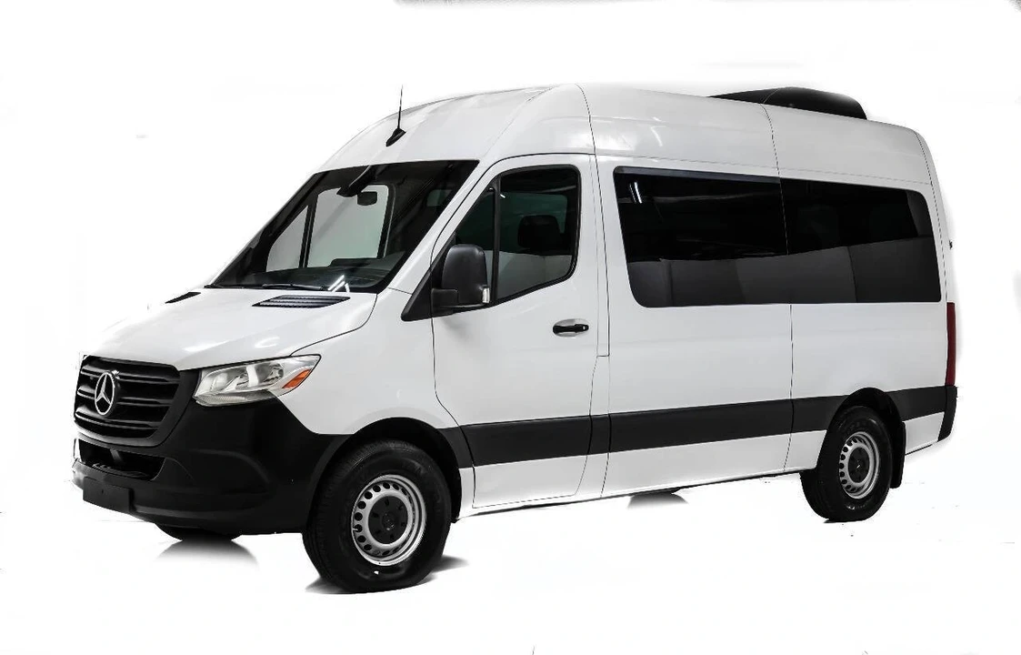 2019 Mercedes-Benz VS30 Sprinter - Image 2 of 12