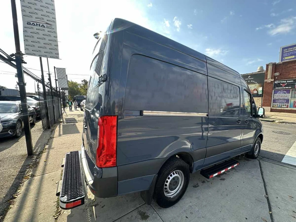 2019 Mercedes-Benz VS30 Sprinter - Image 8 of 21