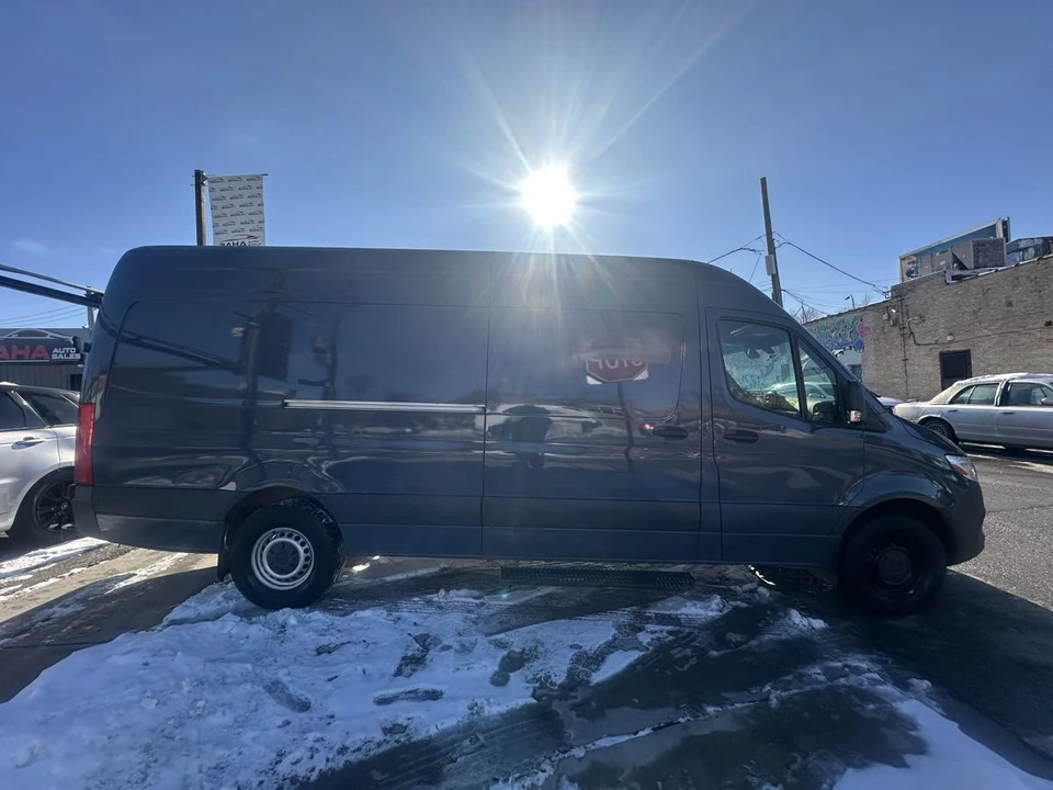 2019 Mercedes-Benz VS30 Sprinter - Image 10 of 21