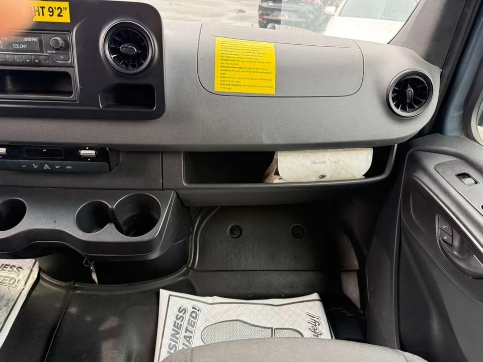 2019 Mercedes-Benz VS30 Sprinter - Image 14 of 21