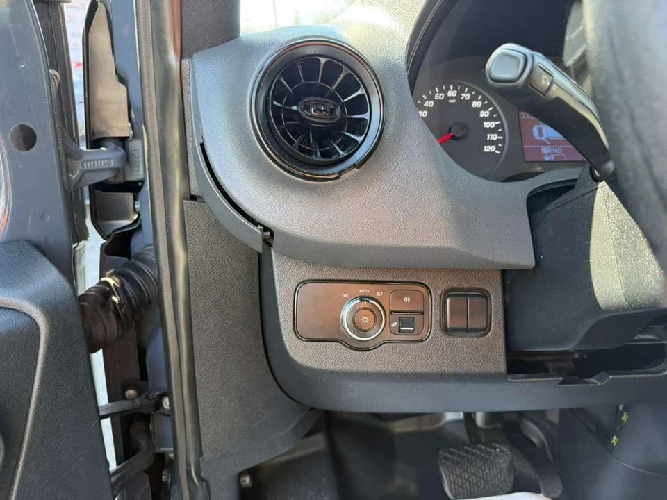 2019 Mercedes-Benz VS30 Sprinter - Image 16 of 21