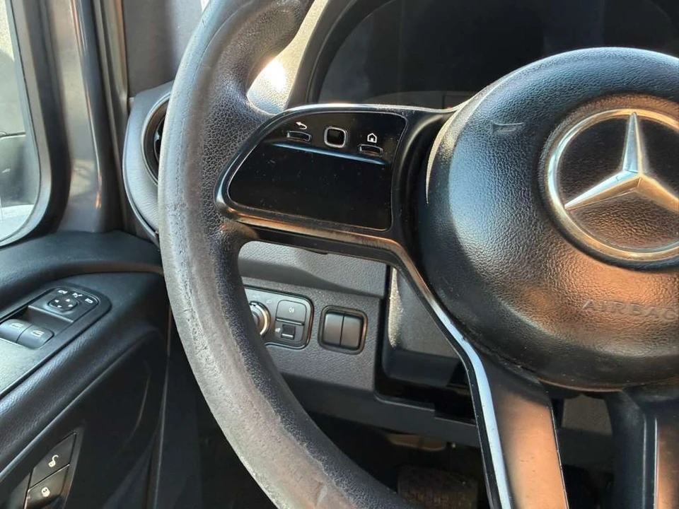 2019 Mercedes-Benz VS30 Sprinter - Image 9 of 21