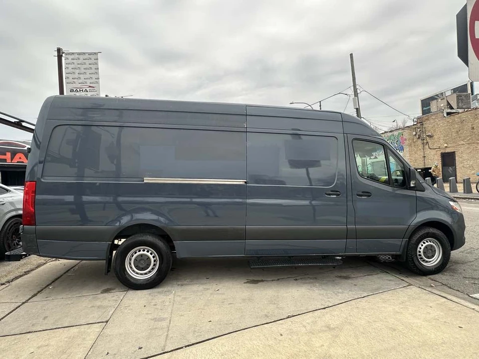 2019 Mercedes-Benz VS30 Sprinter - Image 10 of 21