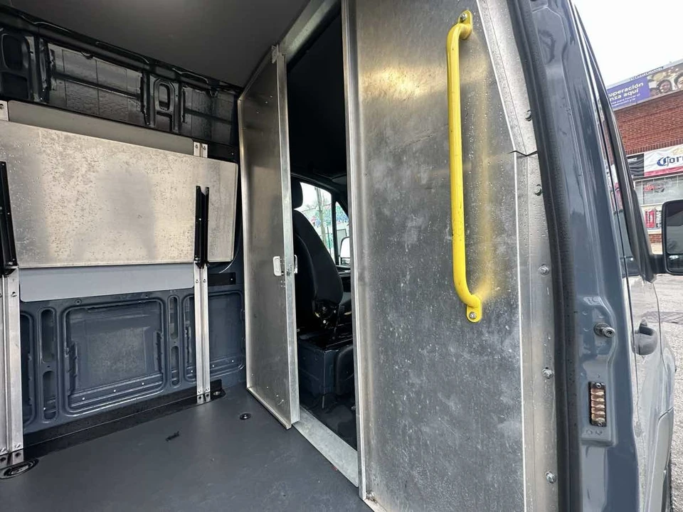 2019 Mercedes-Benz VS30 Sprinter - Image 20 of 21
