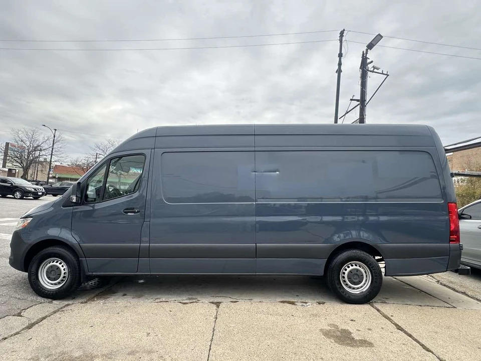 2019 Mercedes-Benz VS30 Sprinter - Image 4 of 21