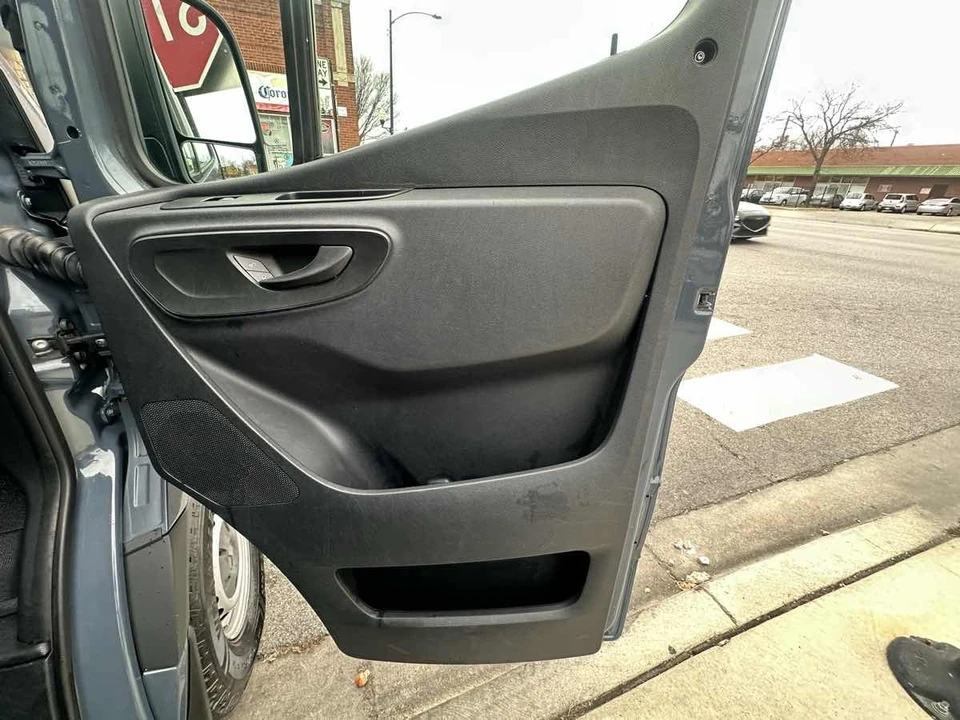 2019 Mercedes-Benz VS30 Sprinter - Image 16 of 21