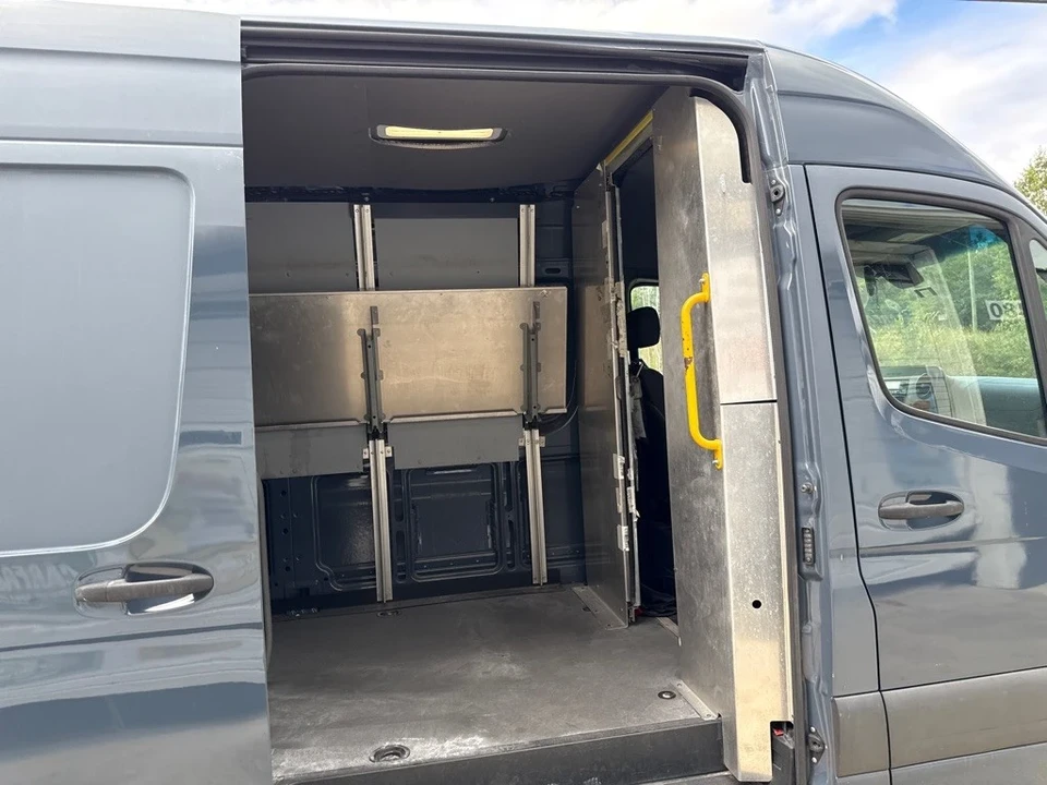 2019 Mercedes-Benz VS30 Sprinter - Image 11 of 17