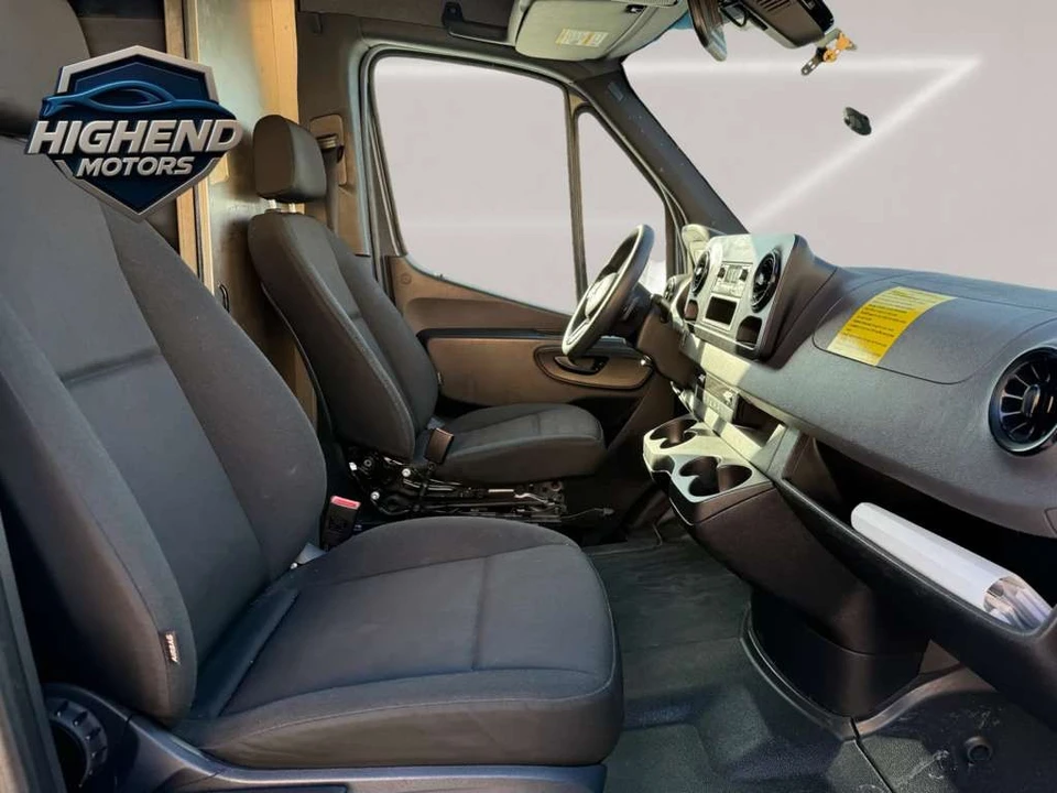 2019 Mercedes-Benz VS30 Sprinter - Image 16 of 21