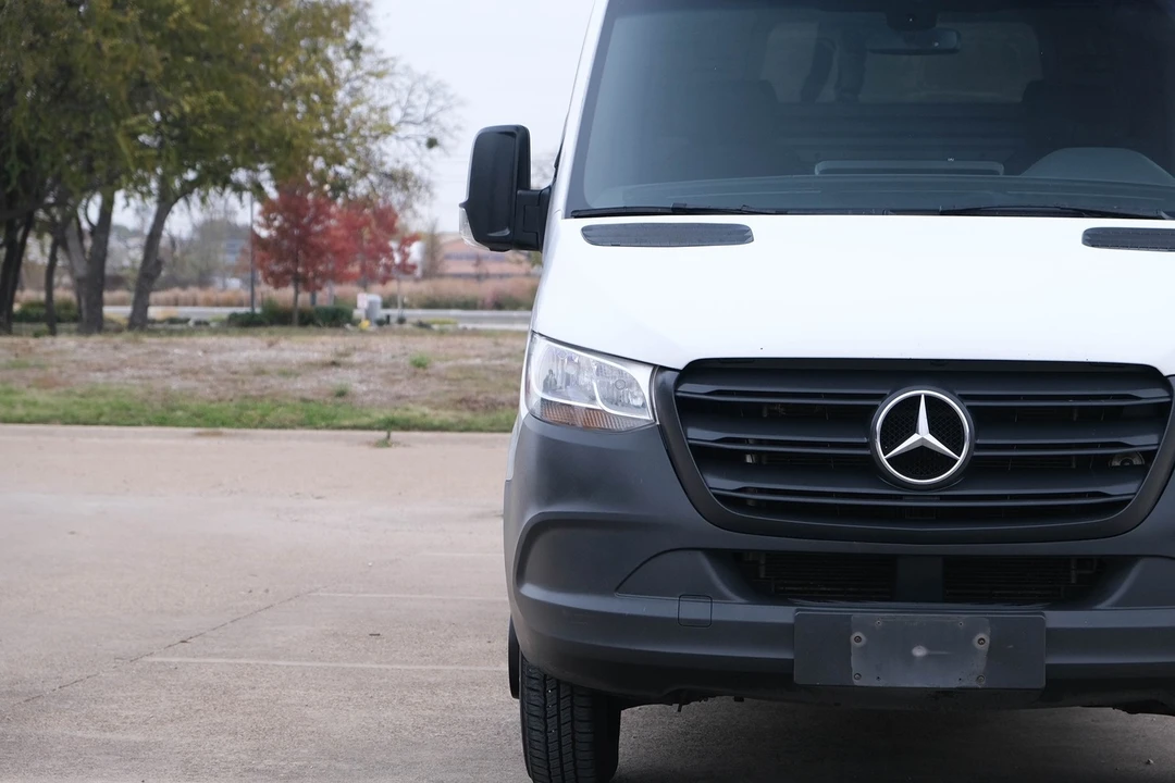 2019 Mercedes-Benz VS30 Sprinter - Image 4 of 21