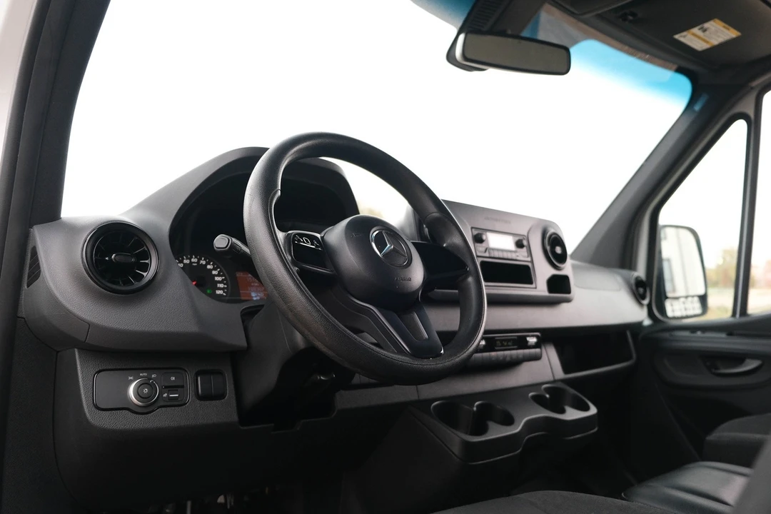 2019 Mercedes-Benz VS30 Sprinter - Image 14 of 21