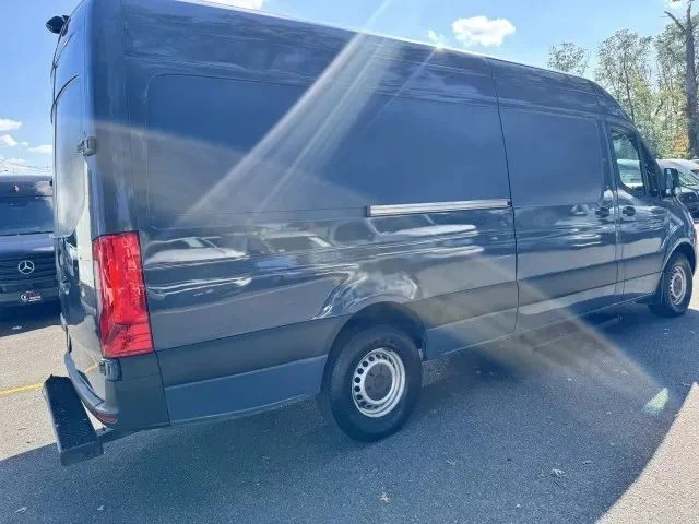 2019 Mercedes-Benz VS30 Sprinter - Image 8 of 12