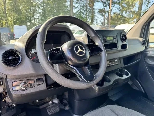 2019 Mercedes-Benz VS30 Sprinter - Image 11 of 12