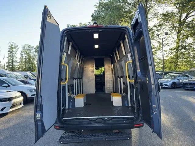 2019 Mercedes-Benz VS30 Sprinter - Image 5 of 12
