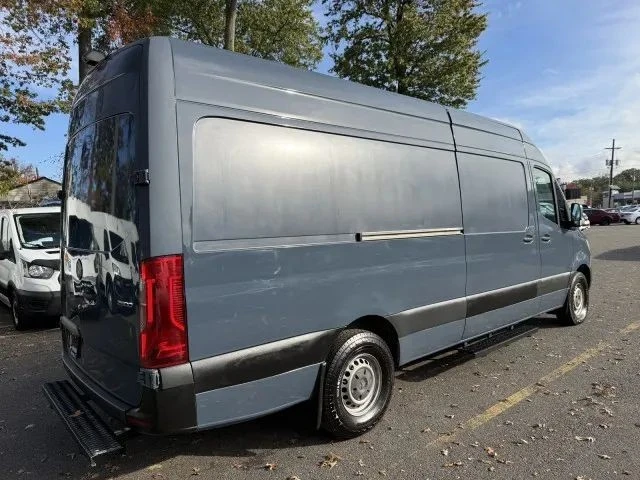 2019 Mercedes-Benz VS30 Sprinter - Image 8 of 12