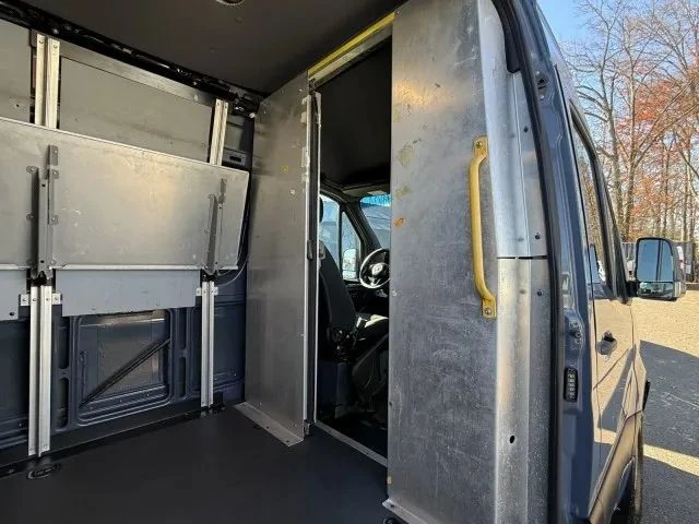 2019 Mercedes-Benz VS30 Sprinter - Image 11 of 12