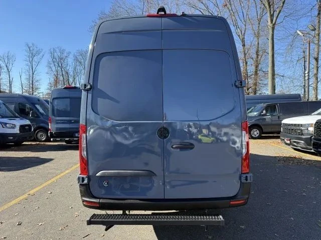 2019 Mercedes-Benz VS30 Sprinter - Image 5 of 12