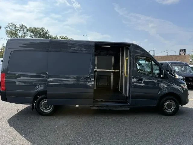 2019 Mercedes-Benz VS30 Sprinter - Image 9 of 12