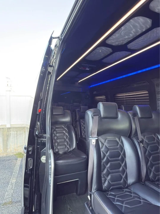 2019 Mercedes-Benz VS30 Sprinter - Image 2 of 4