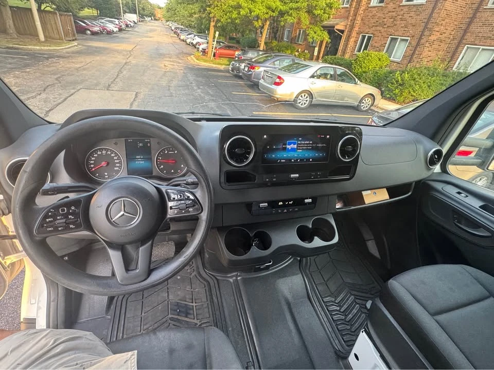 2019 Mercedes-Benz VS30 Sprinter - Image 9 of 12