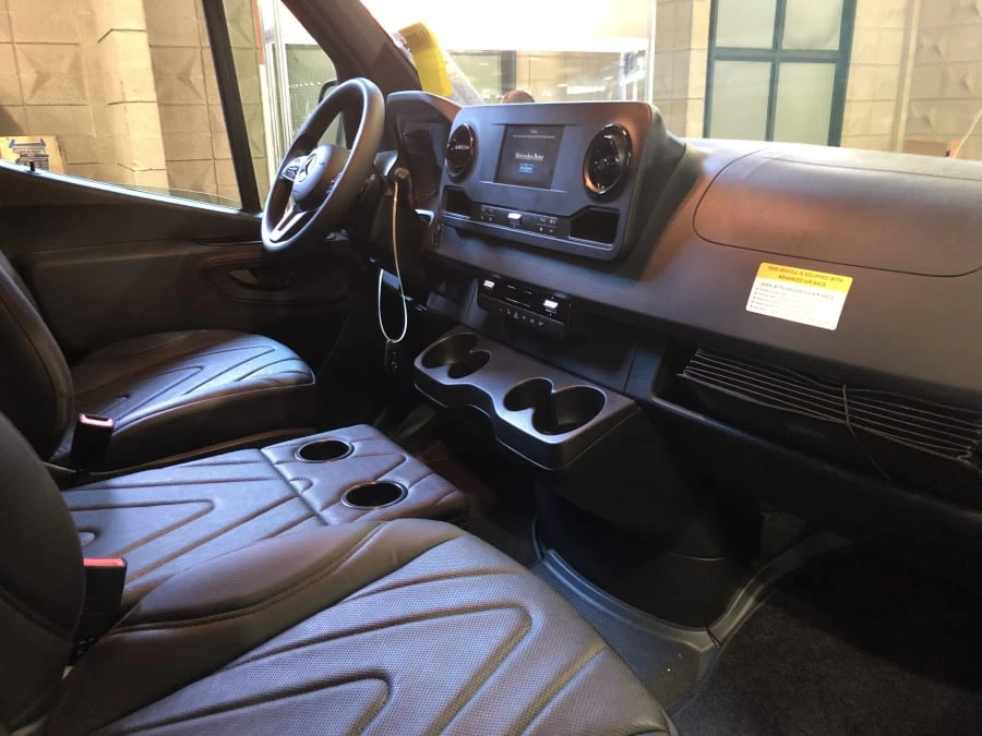 2019 Mercedes-Benz VS30 Sprinter - Image 2 of 7