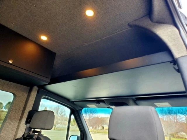 2019 Mercedes-Benz VS30 Sprinter - Image 15 of 21