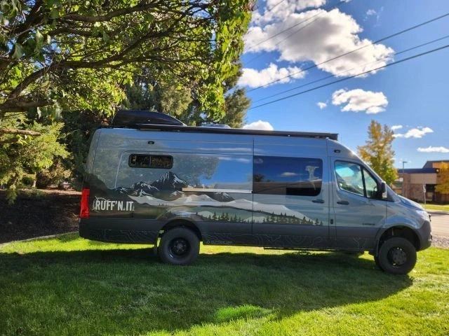 2019 Mercedes-Benz VS30 Sprinter - Image 2 of 21