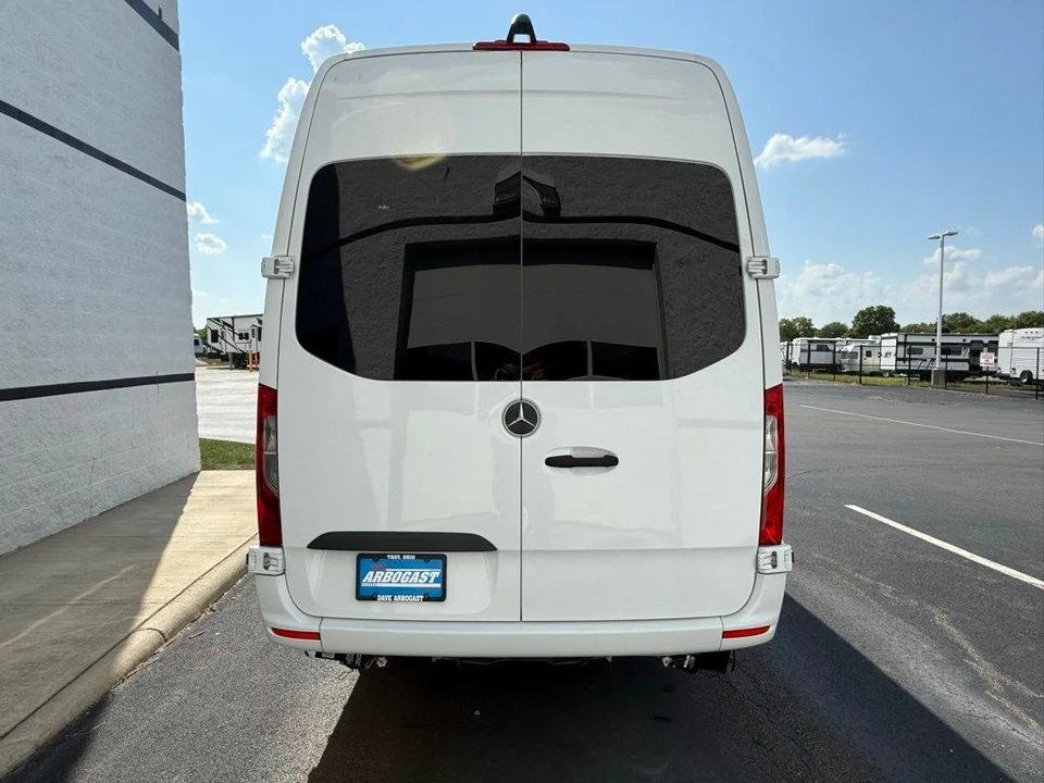 2019 Mercedes-Benz VS30 Sprinter - Image 14 of 21
