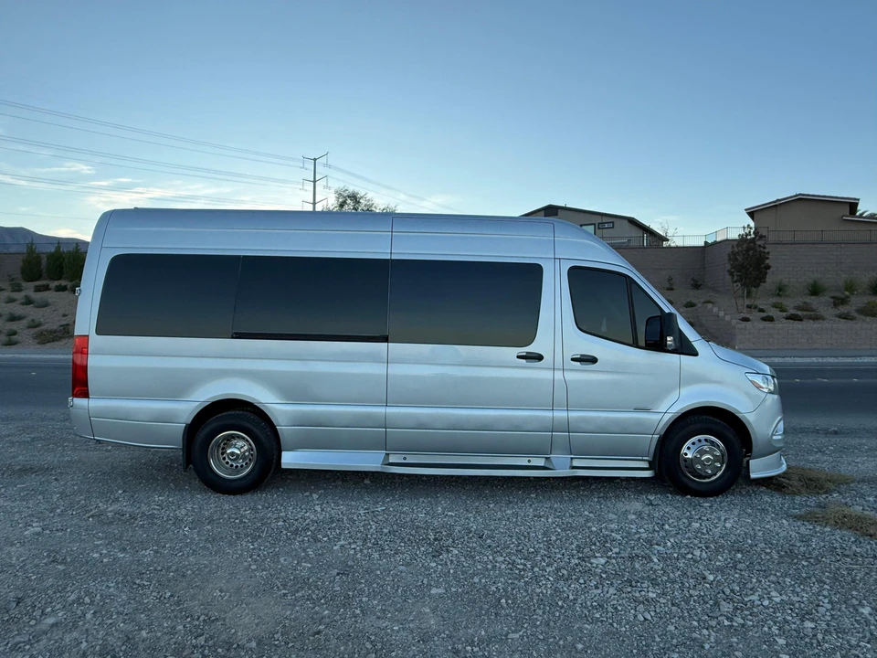 2019 Mercedes-Benz VS30 Sprinter - Image 14 of 31