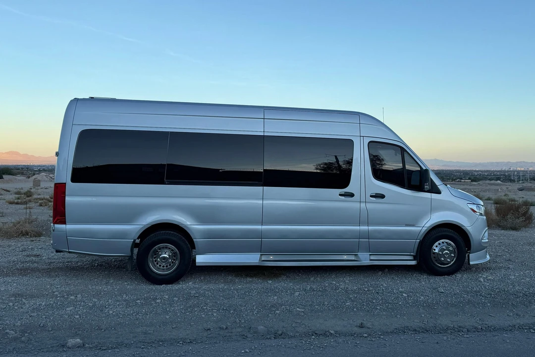 2019 Mercedes-Benz VS30 Sprinter - Image 3 of 31