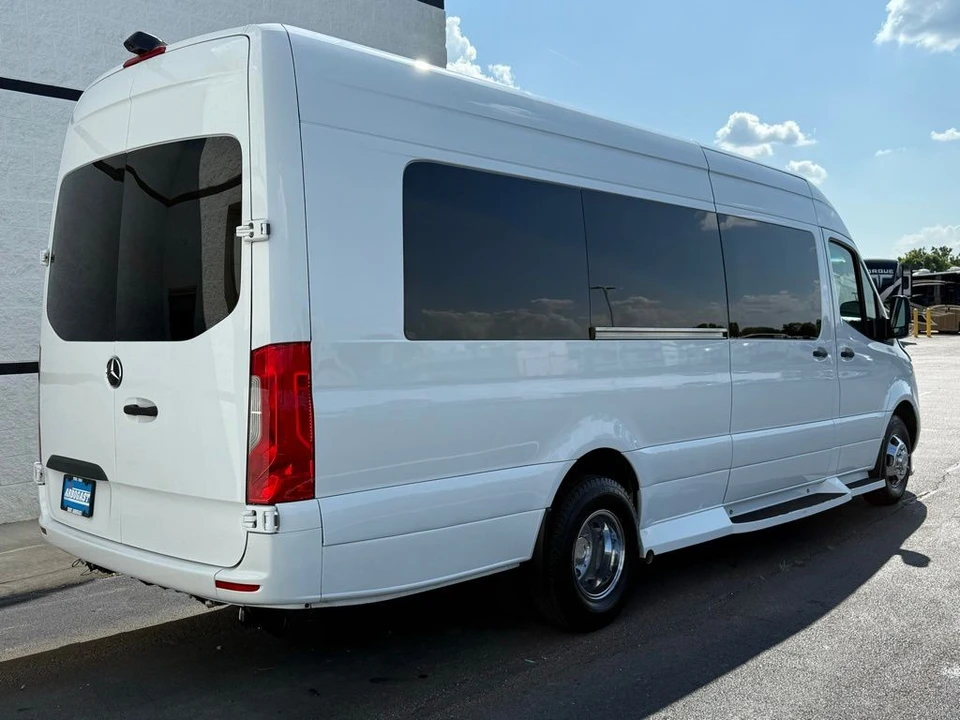 2019 Mercedes-Benz VS30 Sprinter - Image 13 of 21