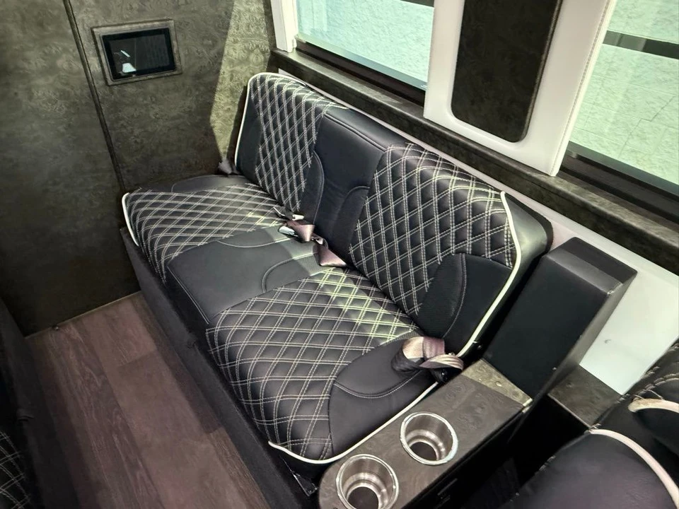 2019 Mercedes-Benz VS30 Sprinter - Image 9 of 12