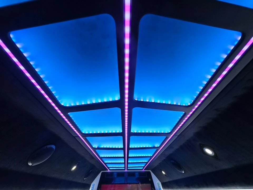 2019 Mercedes-Benz VS30 Sprinter - Image 9 of 12