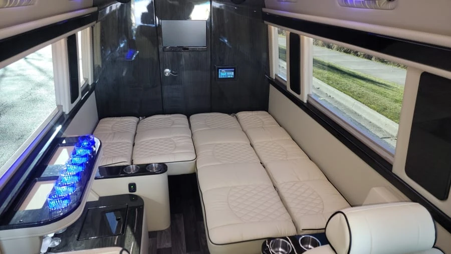 2019 Mercedes-Benz VS30 Sprinter - Image 11 of 31