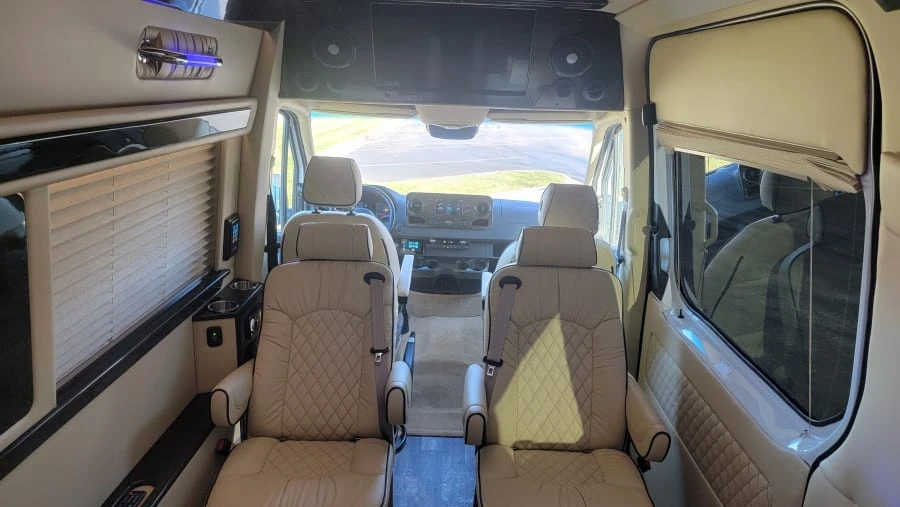 2019 Mercedes-Benz VS30 Sprinter - Image 4 of 31