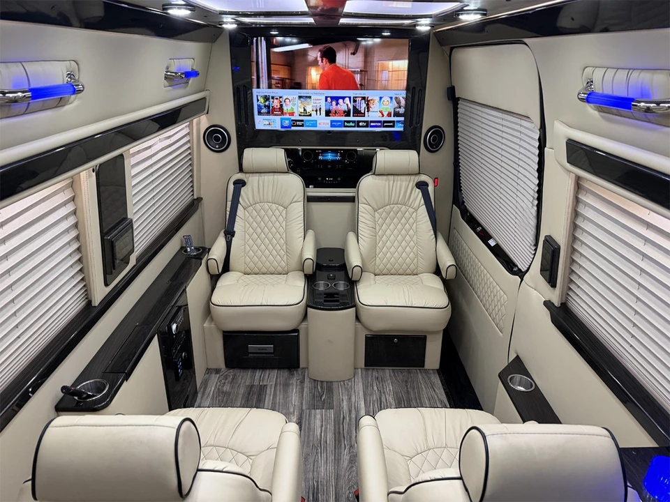 2019 Mercedes-Benz VS30 Sprinter - Image 8 of 12