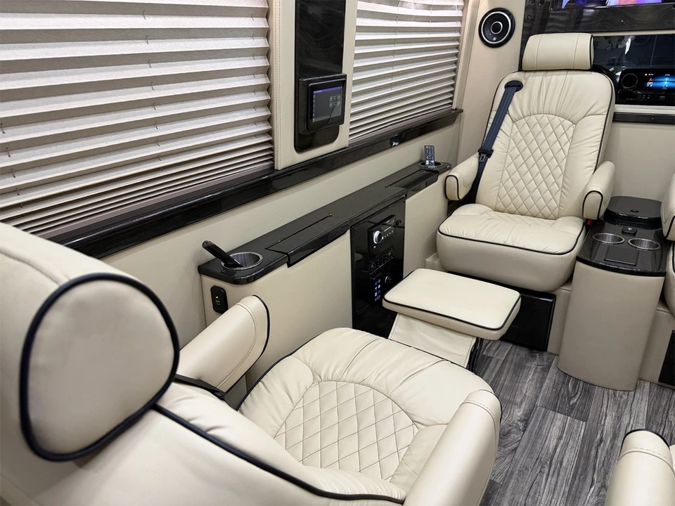 2019 Mercedes-Benz VS30 Sprinter - Image 9 of 12