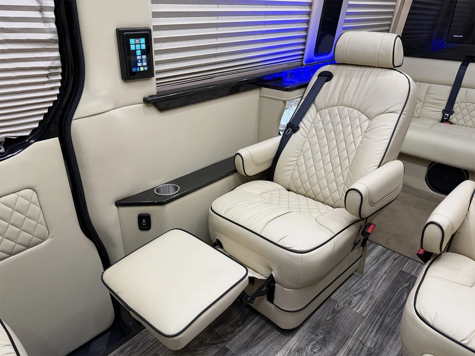 2019 Mercedes-Benz VS30 Sprinter - Image 10 of 12