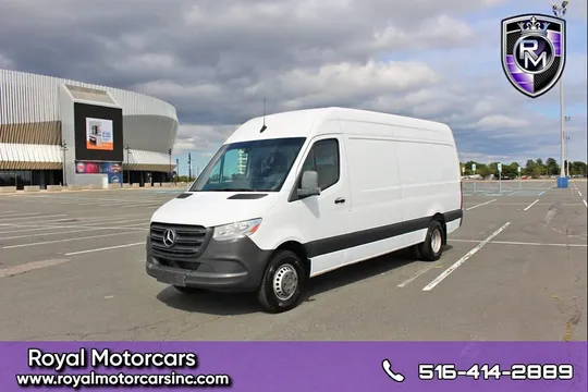 2019 Mercedes-Benz Sprinter 3500 Wagon High Roof 170-in. WB