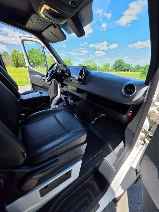 2019 Mercedes-Benz VS30 Sprinter - Image 8 of 16