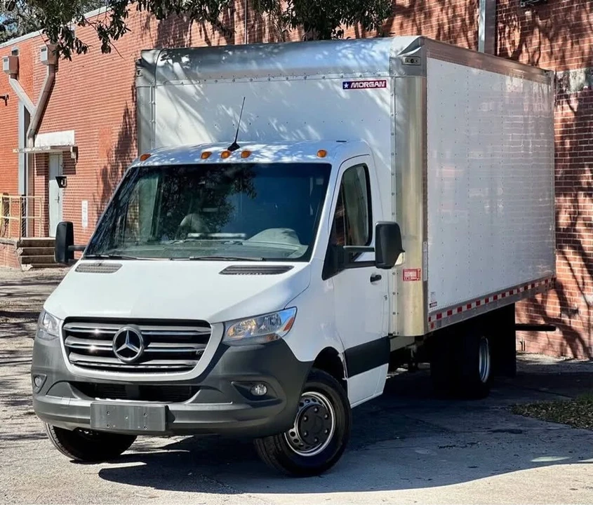 2019 Mercedes-Benz VS30 Sprinter - Image 2 of 20