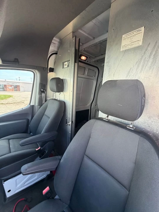 2019 Mercedes-Benz VS30 Sprinter - Image 9 of 16