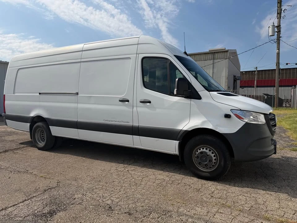2019 Mercedes-Benz VS30 Sprinter - Image 2 of 16