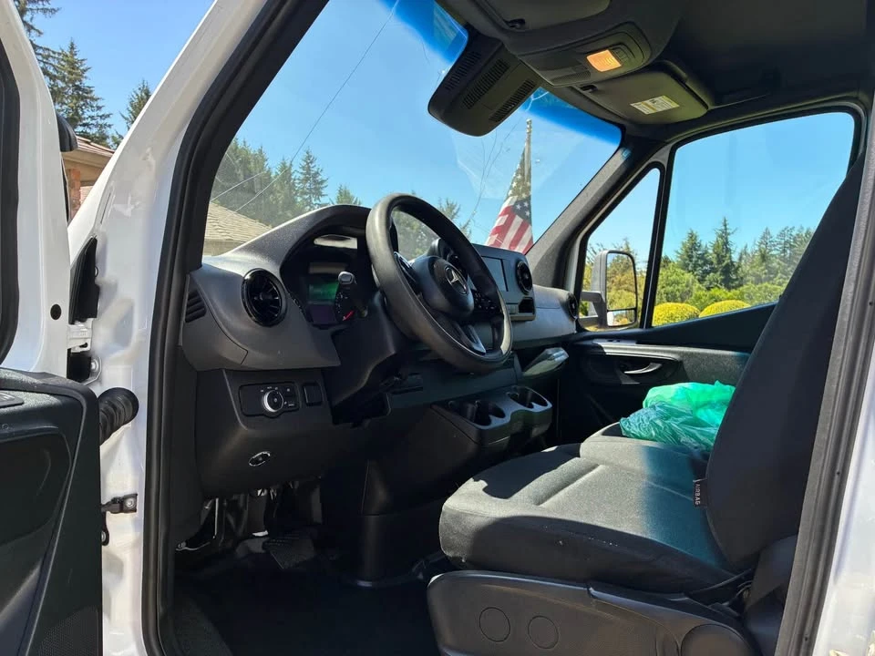 2019 Mercedes-Benz VS30 Sprinter - Image 4 of 5