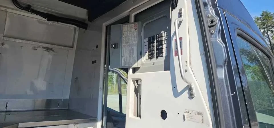 2019 Mercedes-Benz VS30 Sprinter - Image 14 of 14