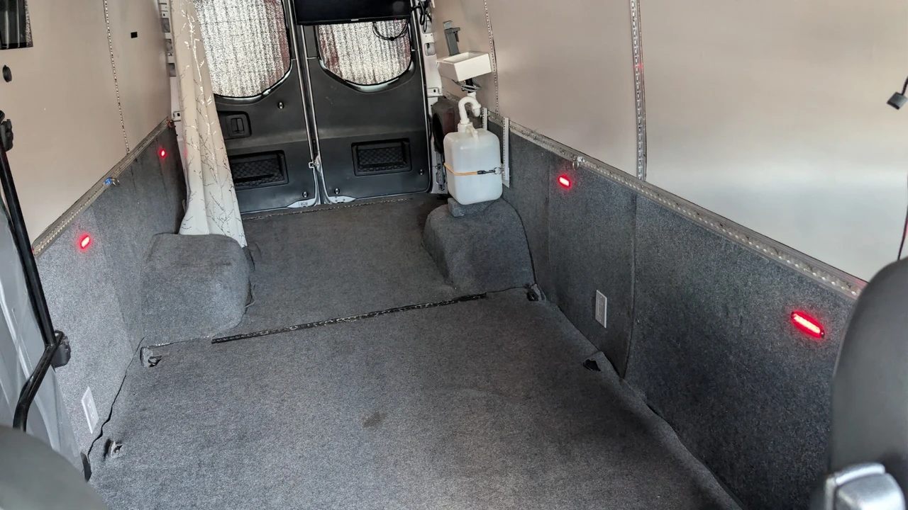 2019 Mercedes-Benz VS30 Sprinter - Image 9 of 20