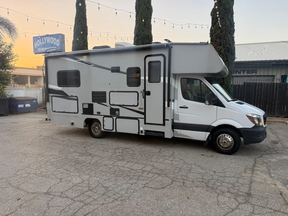 2019 Mercedes-Benz VS30 Sprinter - Image 11 of 31